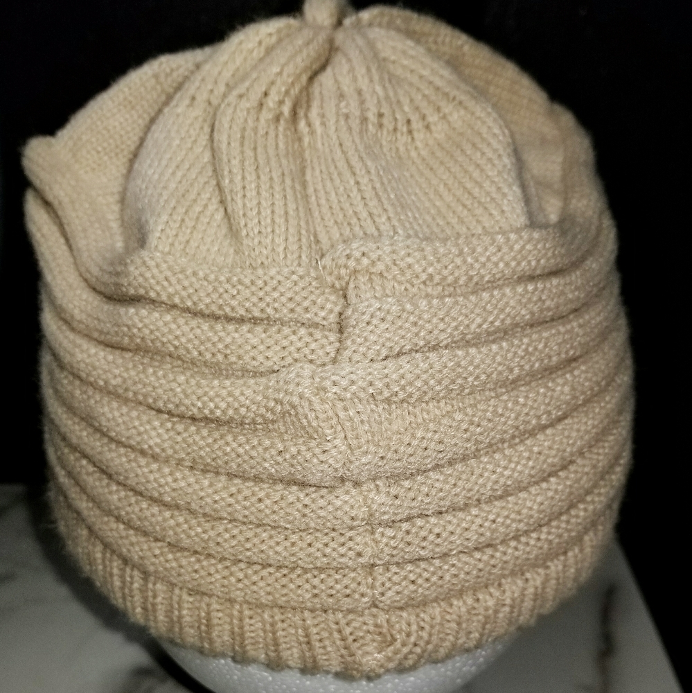 Hat - Picture 3 of 4